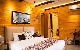 Kasauli Hills Resort